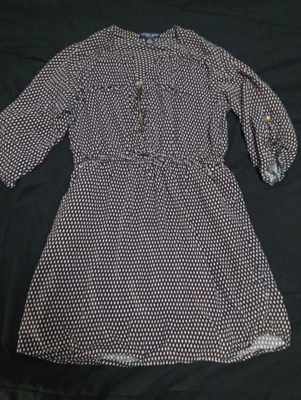 5/$20*Beechers Brook Large Geometric Diamond Zipper V-Neck Roll-Tab Sleeve Dress